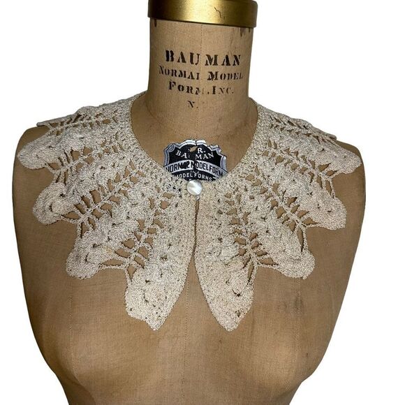 Vintage 60s detachable cream crocheted collar - Picture 1 of 10
